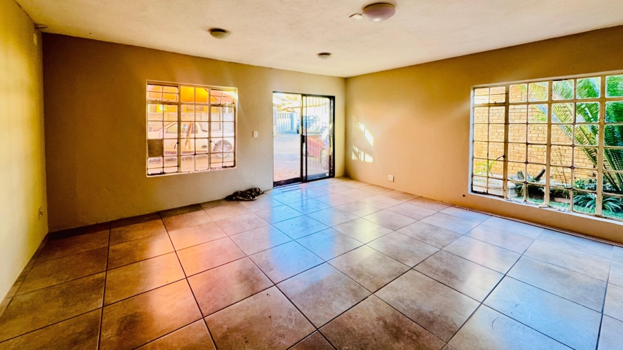 4 Bedroom Property for Sale in Bodorp North West